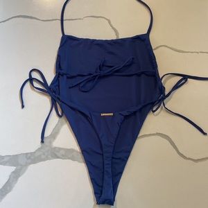 San Lorenzo One Piece